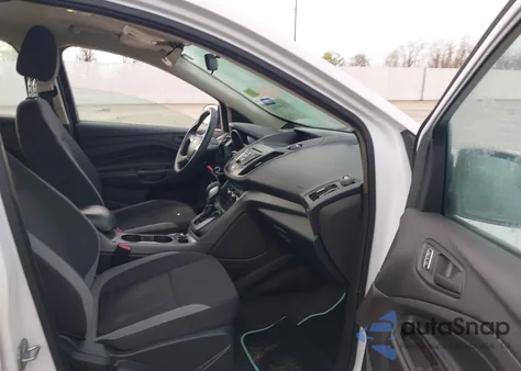 2014 Ford Escape S from USA, damaged, VIN 1FMCU0F77EUD00877